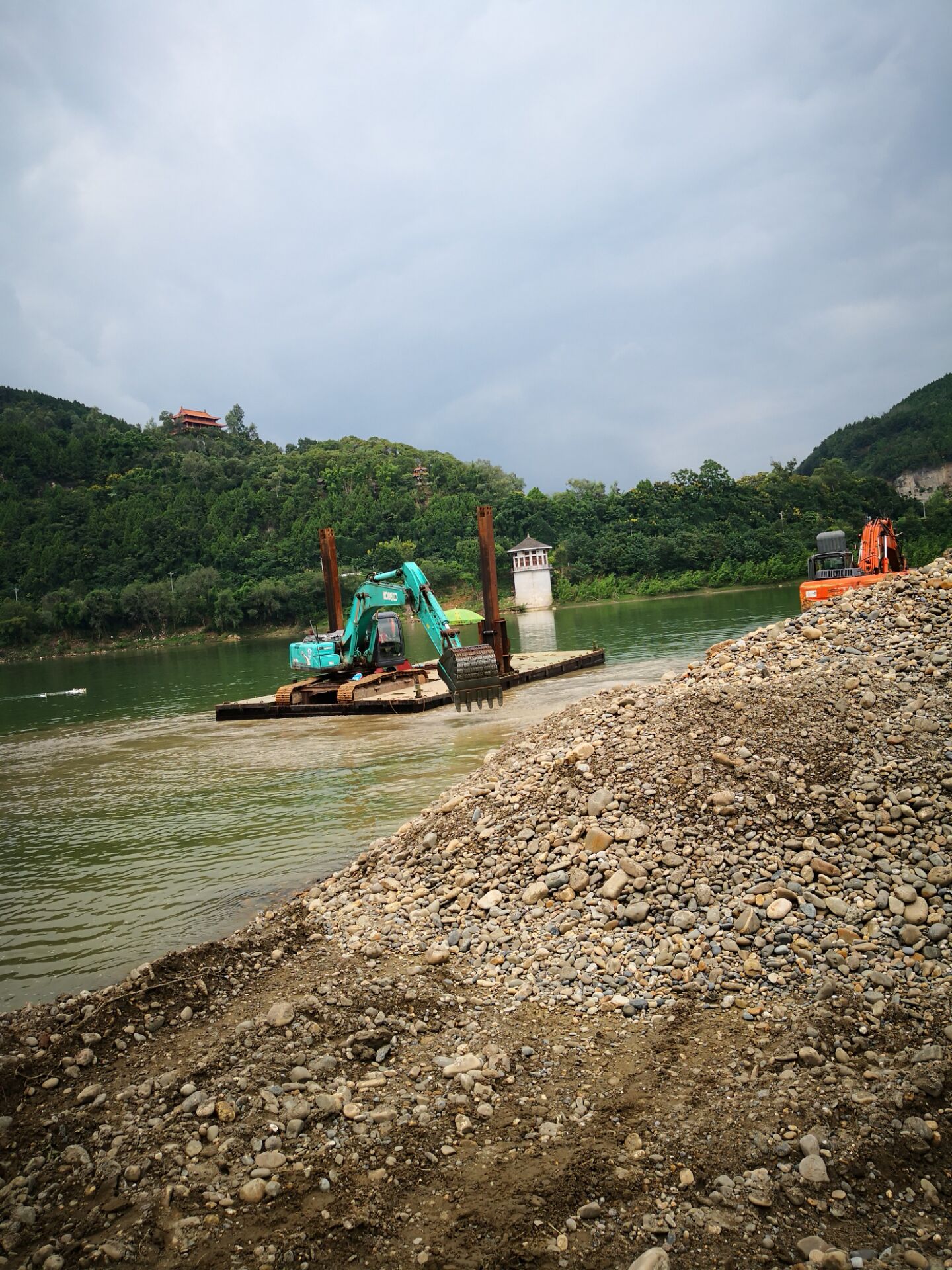 珠海市水下取水头安装