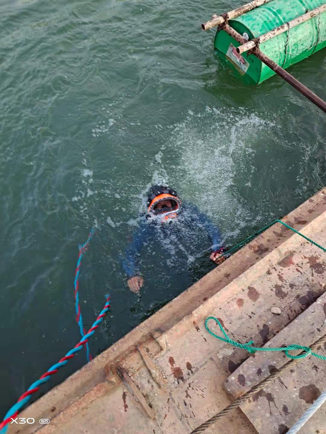 哈尔滨水下取水头安装